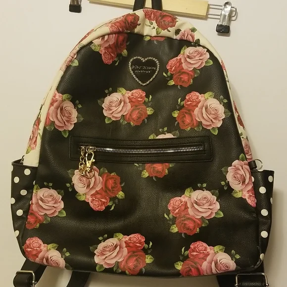 Betsey Johnson Amor mini backpack purse hearts romantic eclectic feminine unique Luv Betsey Johnson Quilted Hearts Backpack School Bag NWT | eBay main image 2